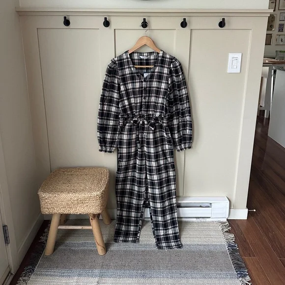 Smash and Tess Henley Romper Brand New Tags On XS - Picture 5 of 5